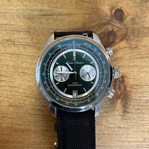 CHARLES HUTTON DEFENDER NL1043A